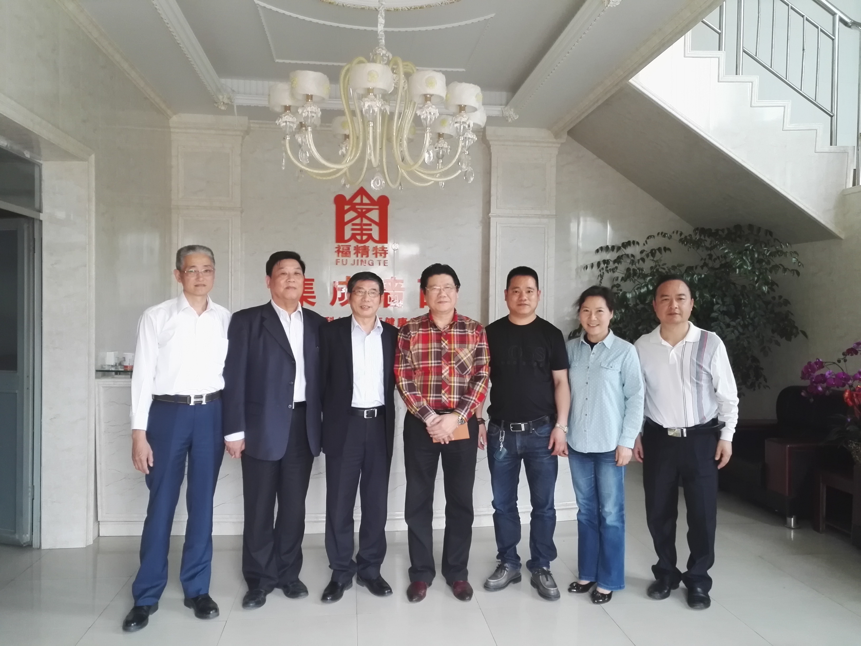 圈子 - 上海同济大学设计院携同蒙古专家团对赴